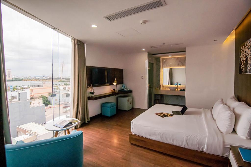 Top 15 khách sạn có hồ bơi vô cực tại Đà Nẵng view đẹp, tốt nhất