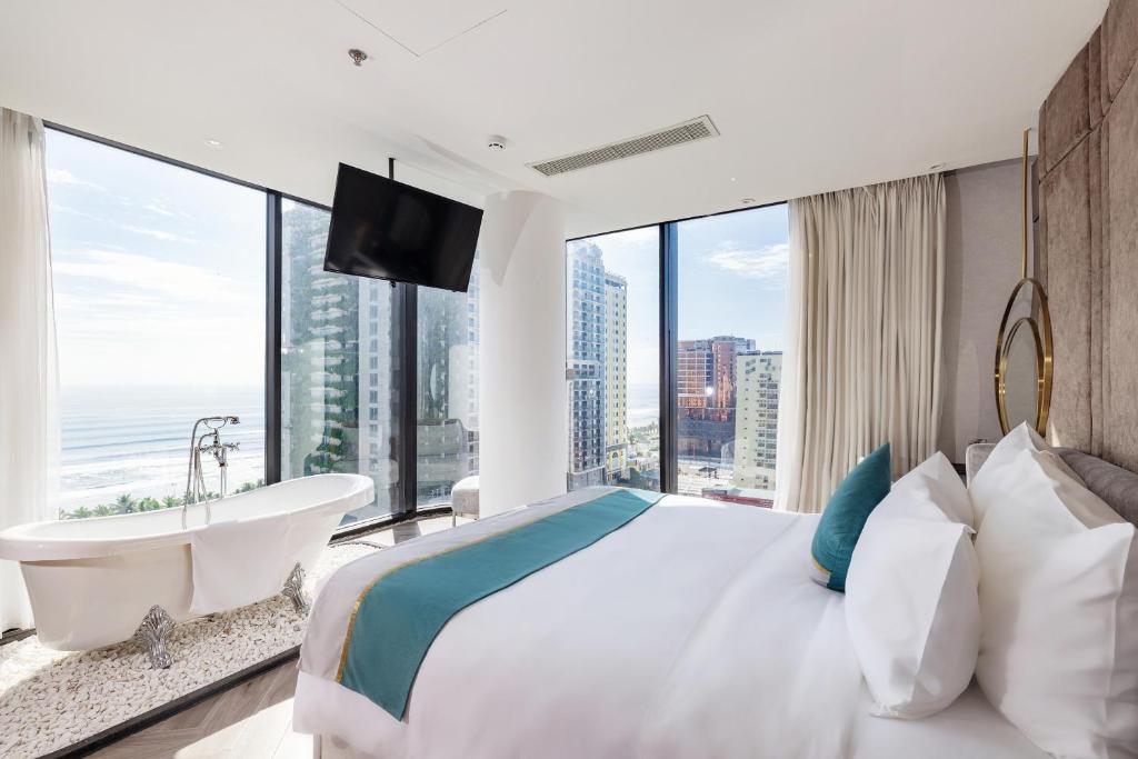 Top 15 khách sạn có phòng suite sang trọng ở Đà Nẵng