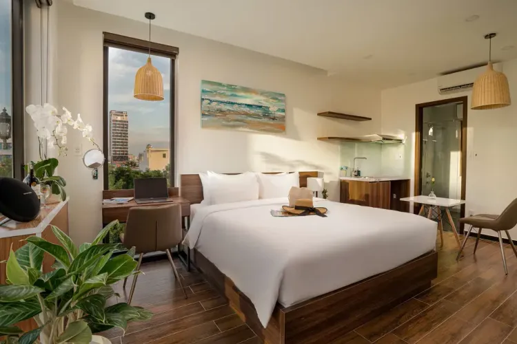 Top 20 khách sạn có dịch vụ đưa đón sân bay tại Đà Nẵng được yêu thích nhất