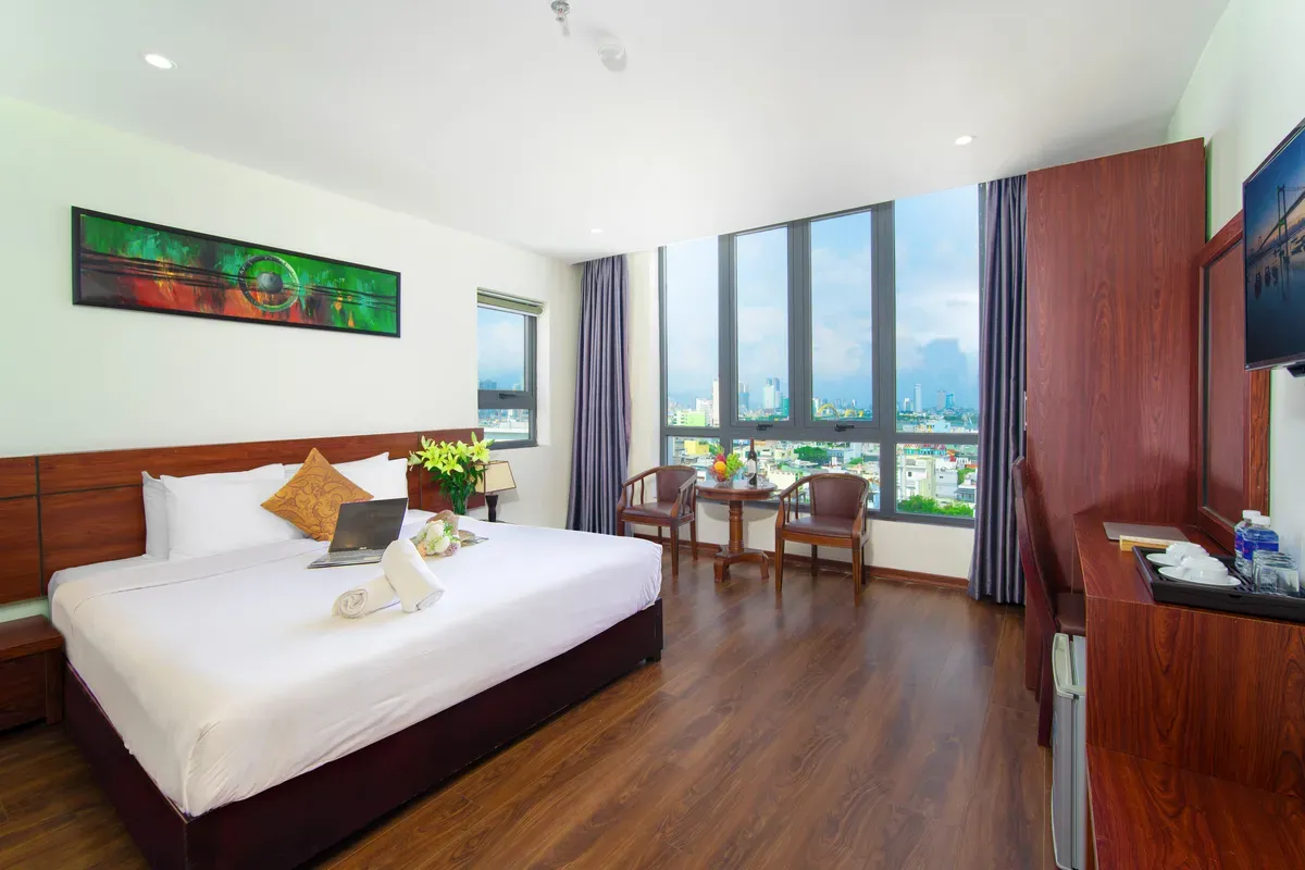 Top 20 khách sạn có dịch vụ đưa đón sân bay tại Đà Nẵng được yêu thích nhất