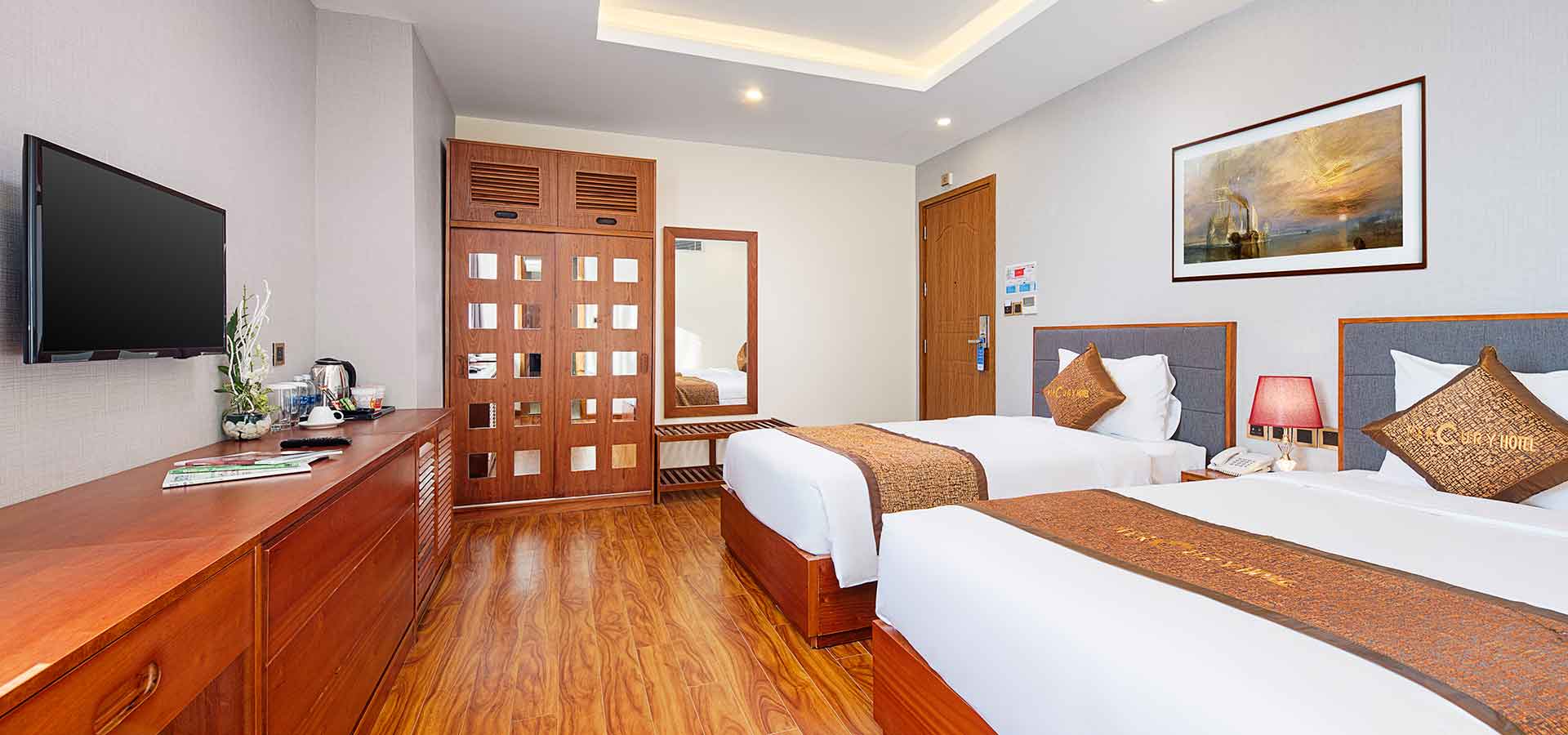 Top 20 khách sạn có view núi đẹp tại Đà Nẵng thiên đường nghỉ dưỡng