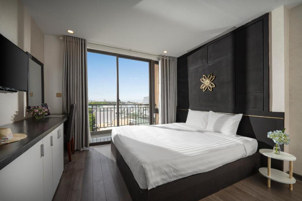 Hanami Hotel – Khám Phá Chuẩn Mực Nghỉ Dưỡng Đẳng Cấp Tại Đà Nẵng Cùng Queen Hotel