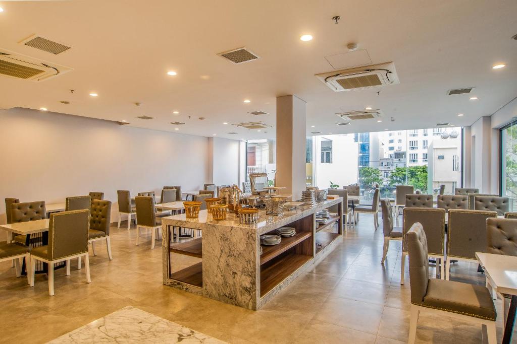Sea Light Hotel Đà Nẵng: Nghỉ Dưỡng Tuyệt Vời, Dịch Vụ Đỉnh Cao