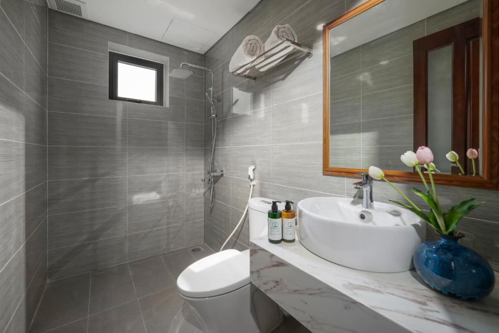 Sea Near Me Hotel: Lựa Chọn Lưu Trú Lý Tưởng Ngay Trung Tâm Đà Nẵng