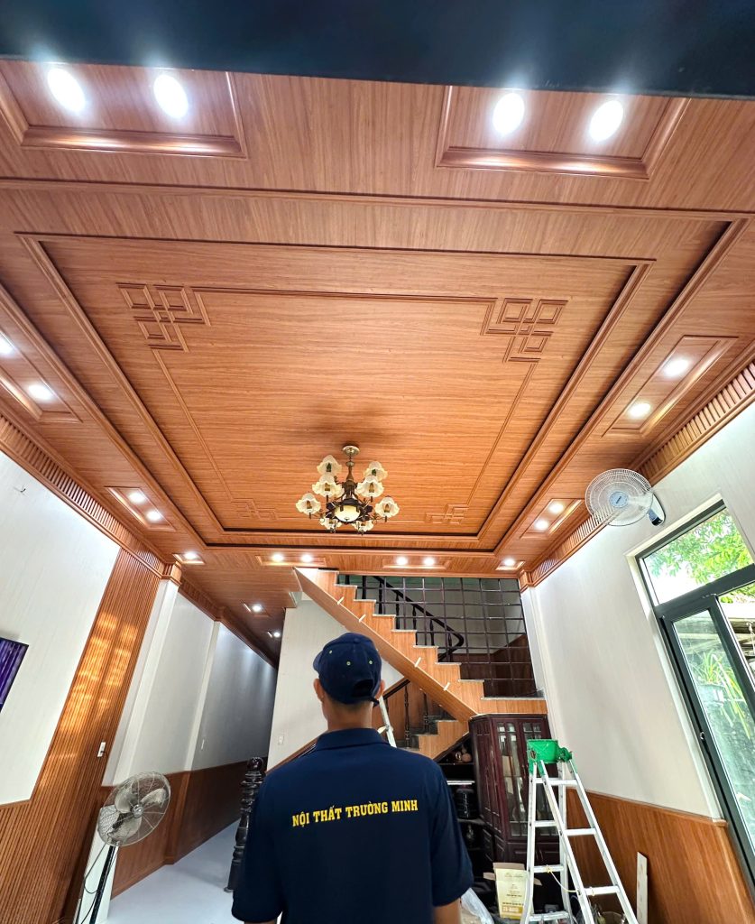 Nội thất Tân Trường Minh cải tạo tấm nhựa ốp tường giúp Queen Hotel lột xác không gian