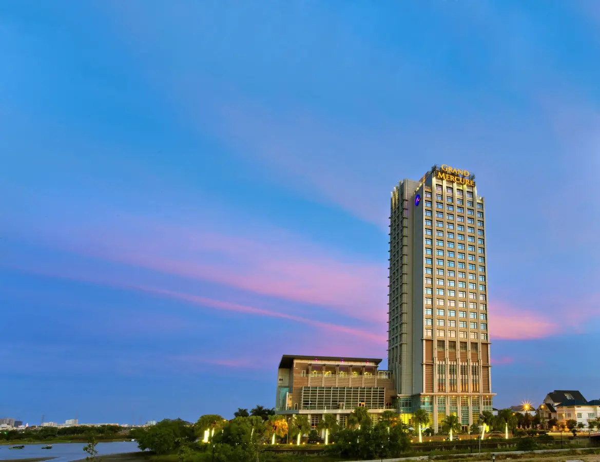 Grand Mercure Đà Nẵng có đáng chọn cho kỳ nghỉ bên sông Hàn?