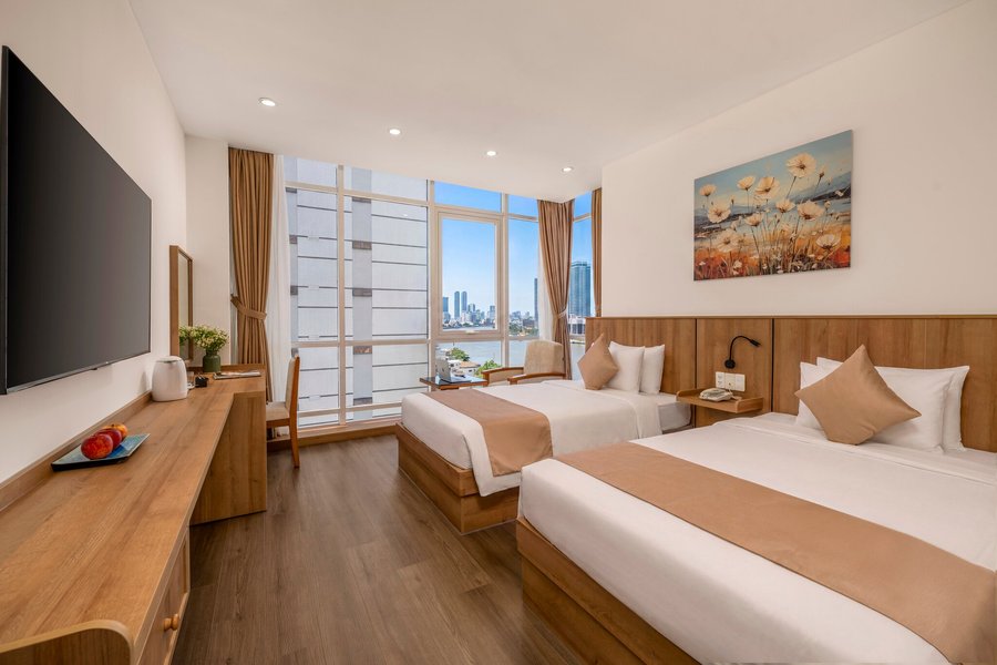 Review Danang Petro Hotel: Nghỉ gần sông Hàn có thuận tiện không?