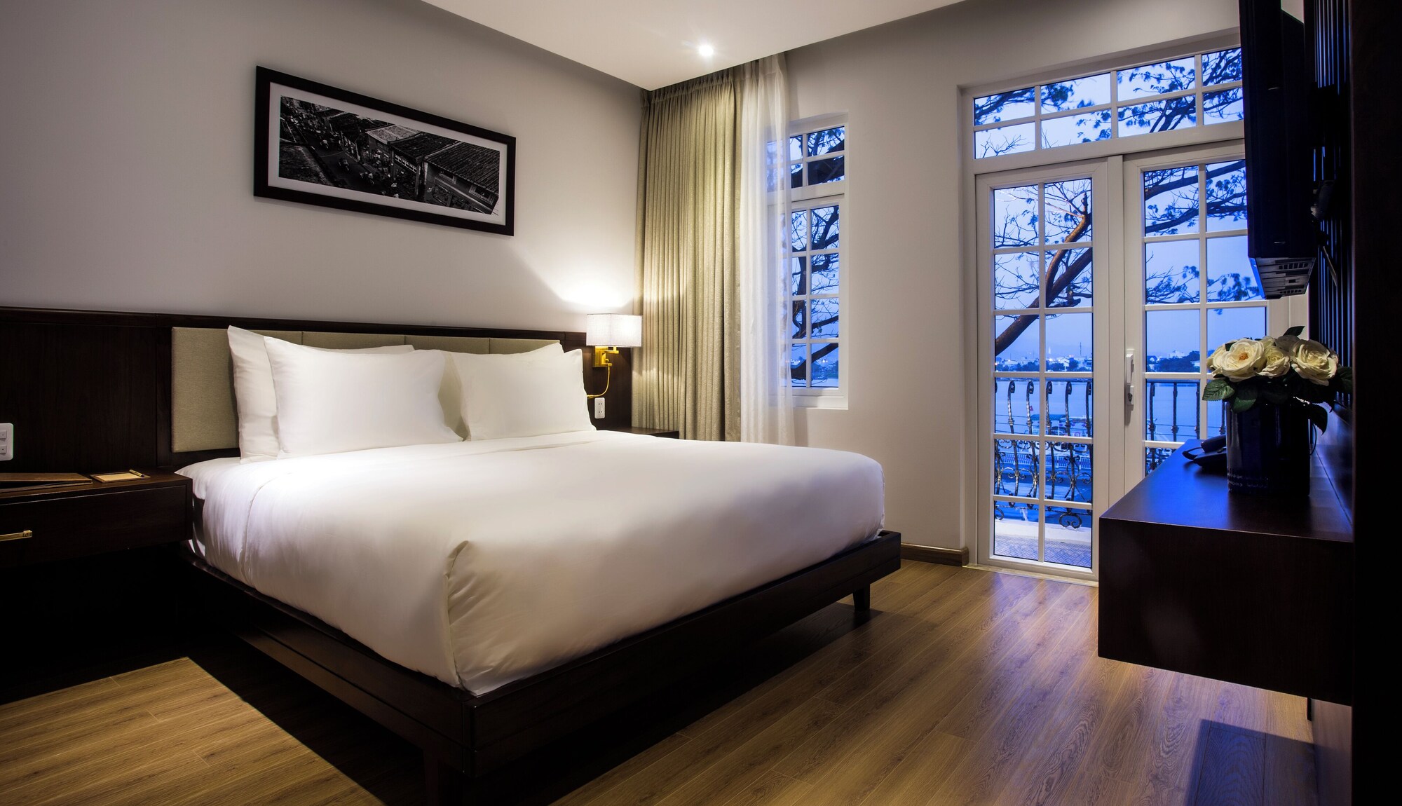 Review Di lusso Boutique Hotel Riverside Danang: Nghỉ bên sông Hàn có gì thú vị?