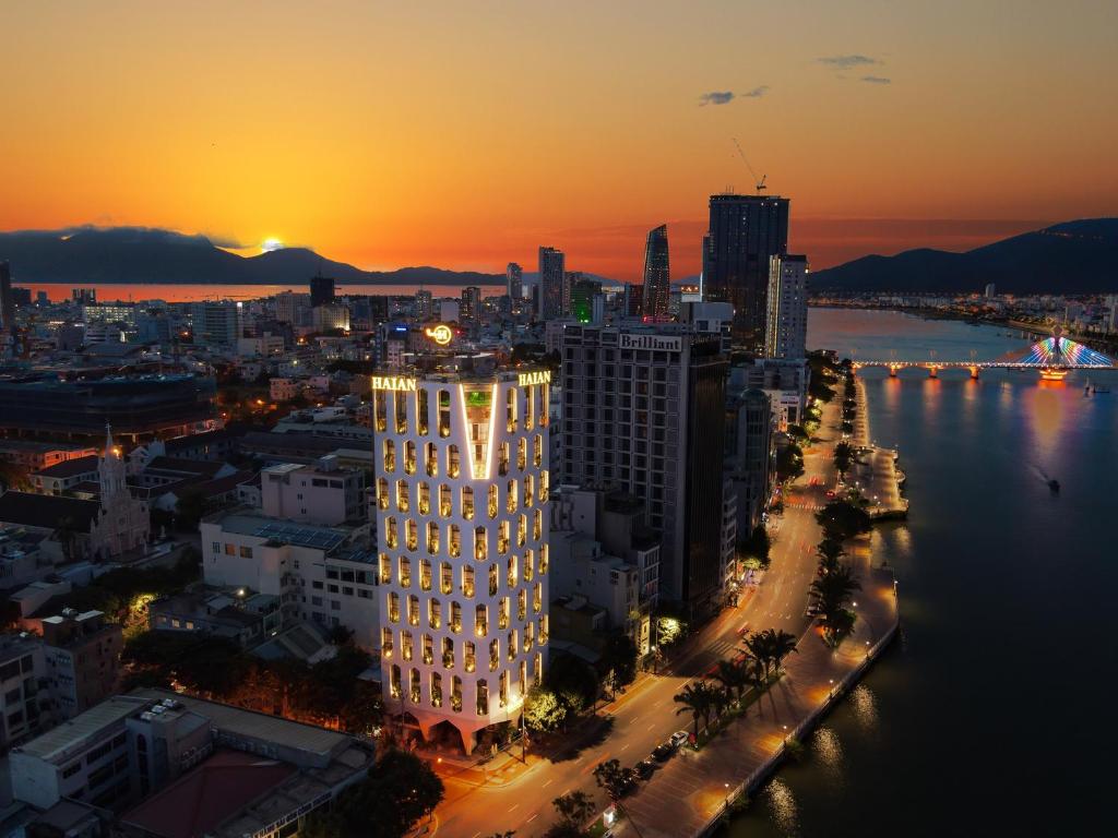 Review Haian Riverfront Hotel Da Nang bên sông Hàn giữa trung tâm thành phố