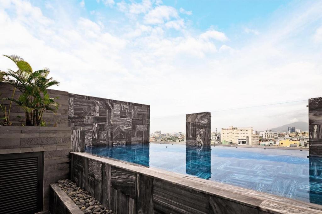 Review Hoang Thinh Hotel & Apartment Danang: Căn hộ có bếp gần khu vui chơi