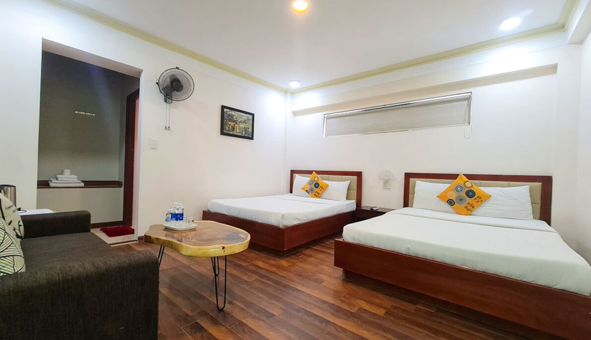 Review Khách sạn Quán Quân: Lựa chọn gần sân bay tại Hải Châu