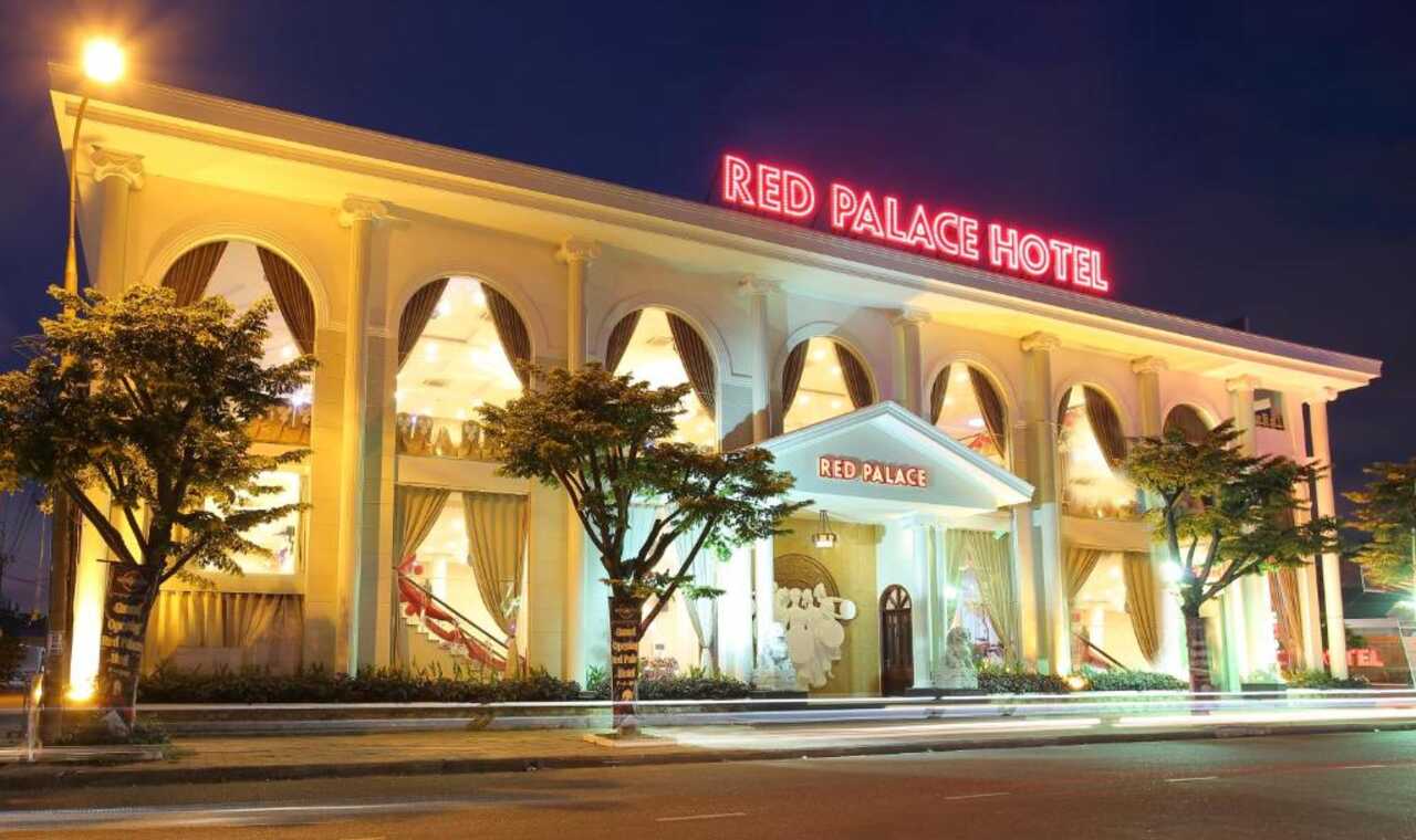 Review Khách sạn Red Palace ở trung tâm Đà Nẵng