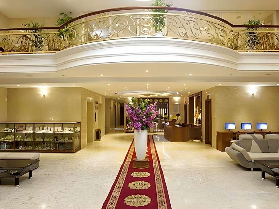 Review Moonlight Hotel Da Nang: Lưu trú ở trung tâm Hải Châu có thuận tiện không?