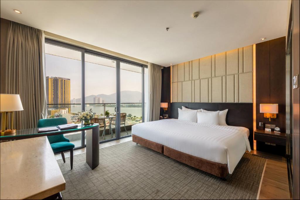 Review Orient Hotel Đà Nẵng: Lưu trú tiện nghi gần sông Hàn